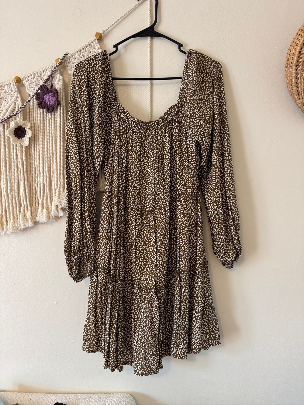 Le Lis Brown & Cream Printed Long-Sleeve Tiered Mini Dress